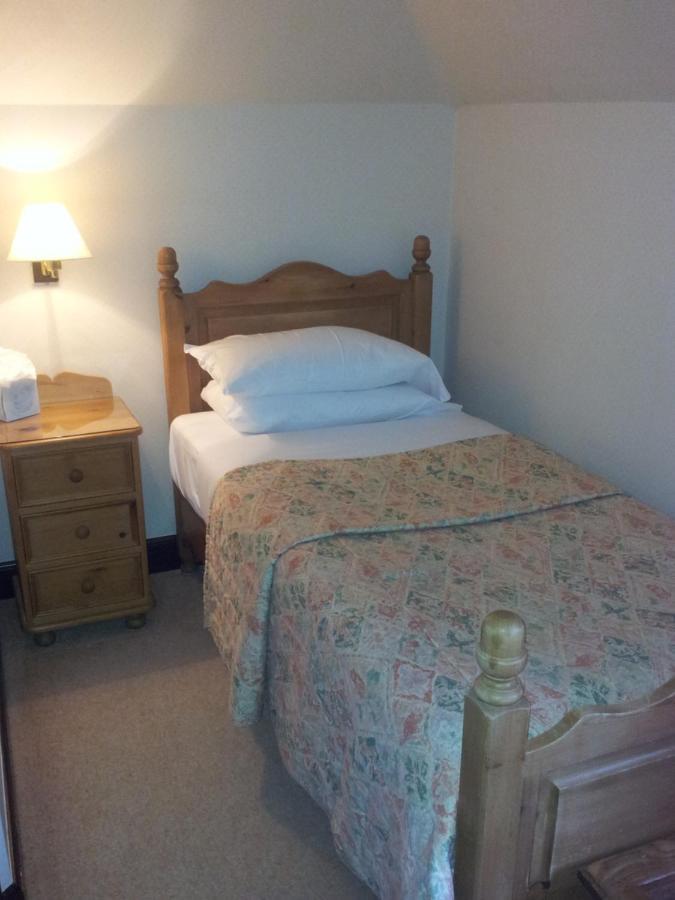 Caledonian Hotel Fort Augustus Dış mekan fotoğraf